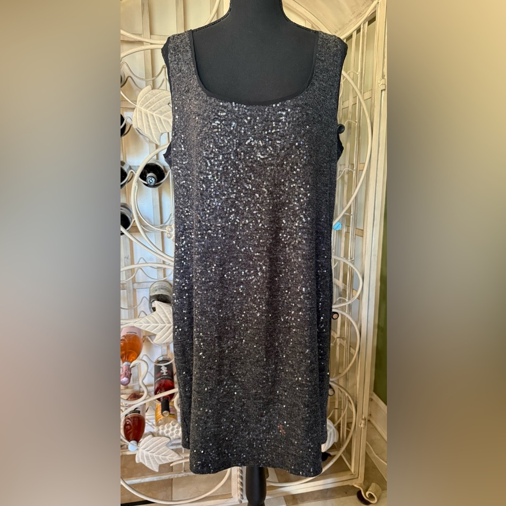 Kenneth Cole New York Sleeveless Sequined Shift